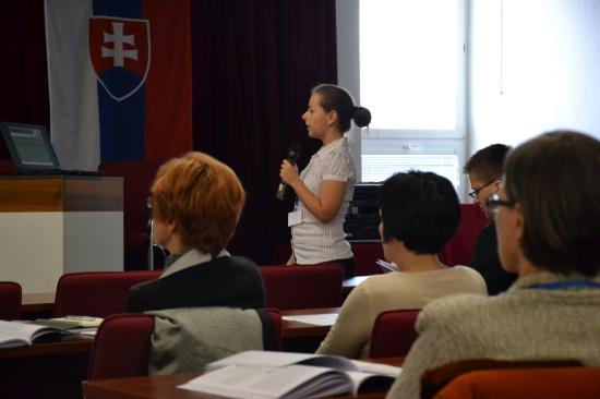 Príležitosť prednášať dostali aj doktorandi. V sekcii Metabolizmus a výživa poznatky zo svojho výskumu prezentovala Katarína Venglovská z usporiadateľského ústavu.