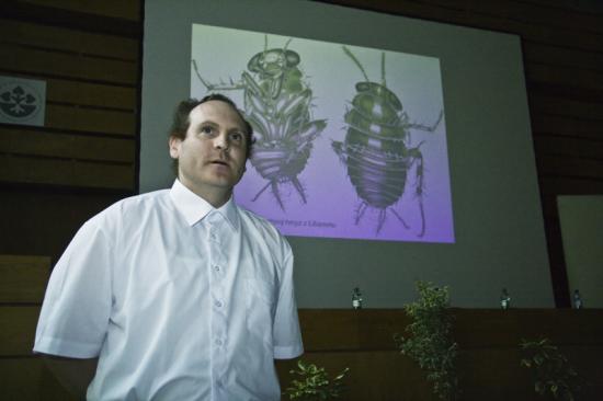 Sériu prezentácií úspešných prác s obsahom vlastných vedeckých pozorovaní, meraní a poznatkov odštartoval Peter Vršanský z Geologického ústavu SAV v Bratislave.
